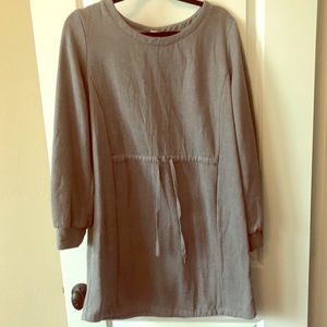 Sweatshirt dress with waist tie